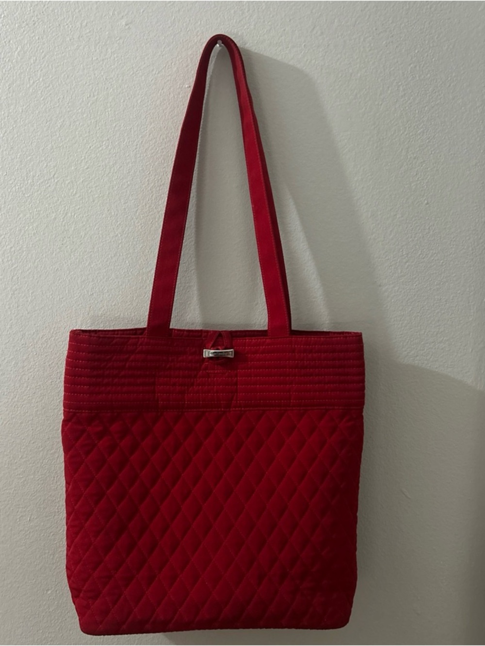Vera Bradley Red Quilted Toggle Inner Pockets Double-Handle Tote 14.5x13x4”